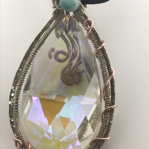 Silver Plated Wire Wrapped Chunky Crystal Pendant - Picture 3 of 6